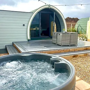 The Pods At Streamvale Campsite Gilnahirk